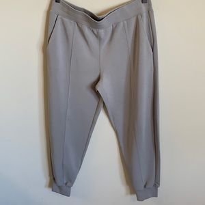 Rachel Zoe Pleated Jogger Women’s (M) Gray